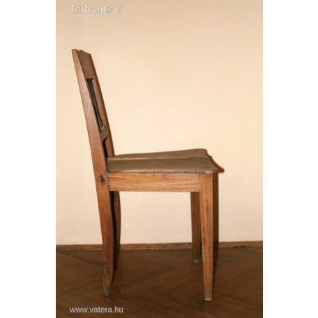 Díszes tulipános parasztszék