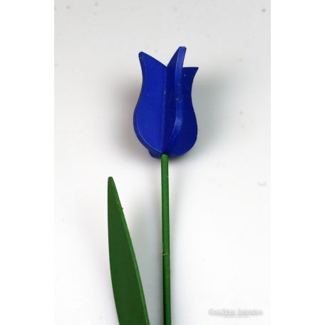 Kék tulipán virágdekor fából