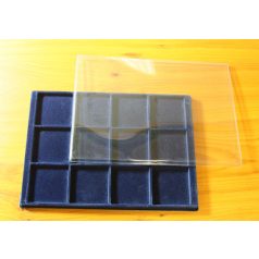 Éremtároló tálca 12