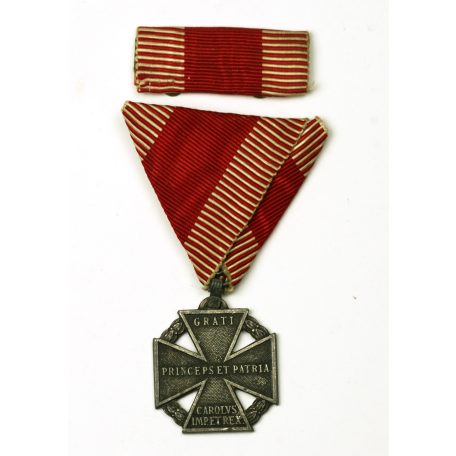 Károly Csapatkereszt viselési igazolvánnyal 1918