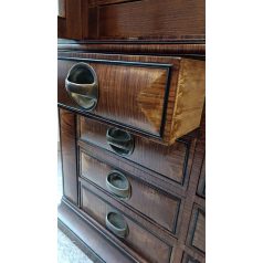   Antik Fegyverszekrény titkos fiókokkal 1900 körül Bécs-Fiume