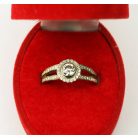 Női gyűrű modern csiszolású briliánssal