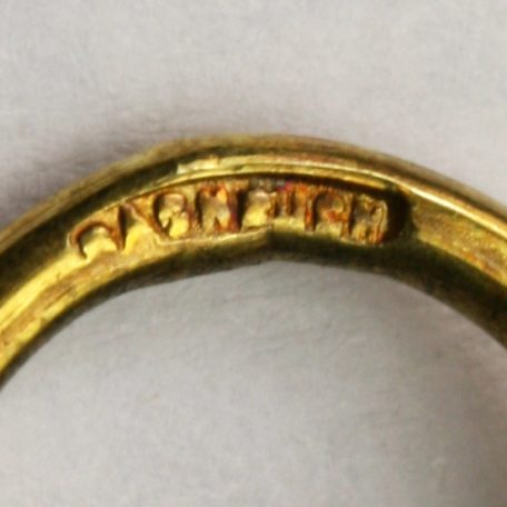 Koronás Arany Érdemkereszt hadiszalagon 1914 (anyaga: arany)