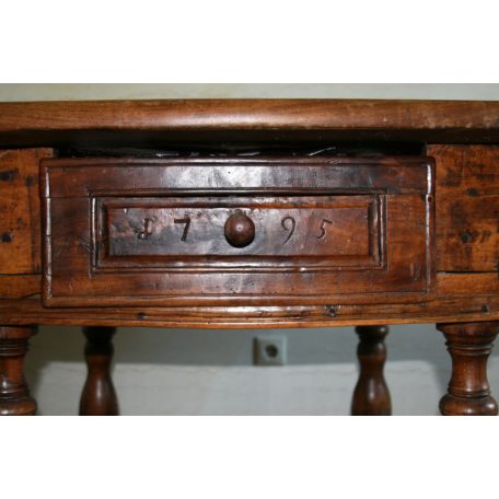 Kamarás asztal 1795