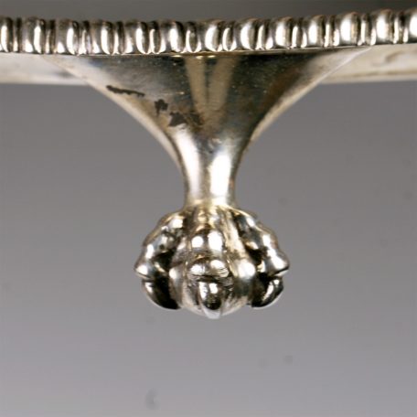 Salver Sheffield 1928 Thomas Bradbury & Sons Ltd. 2670g Ag925