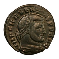   Maxentius Follis 307-312 CONSERV VRB SVAE RIC.VI.204var RITKASÁG