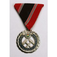   A Bányász Szolgálati Érdemérem ezüst fokozat 1957 NMK671