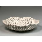 Bodrogkeresztúri Kerámia tál virág mintával és áttört rácsos díszítéssel