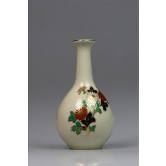   Kis váza aranyozott virág dekorral Mandzsúria Japán megszállás 1940 körül