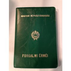   Magyar Népköztársaság Forgalmi érméi 1977 zöld műbőrtokban