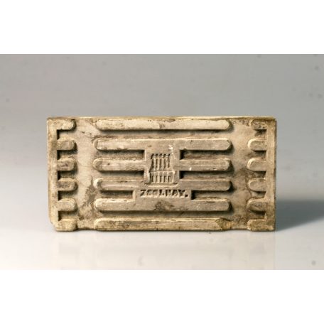 Zsolnay csempe, épületdísz 19. sz. máz nélküli